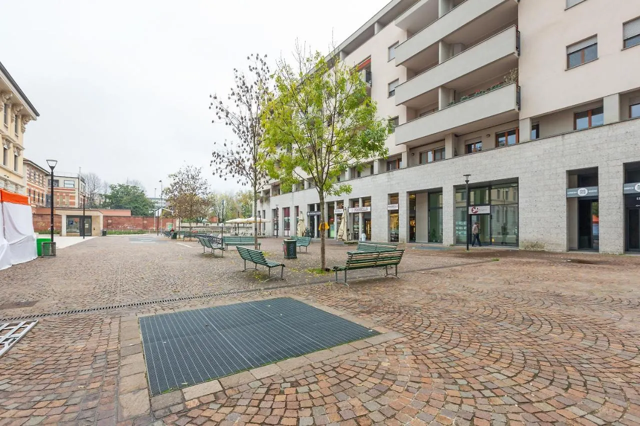 Savona District Terrace Flat Apartment Milan Italy