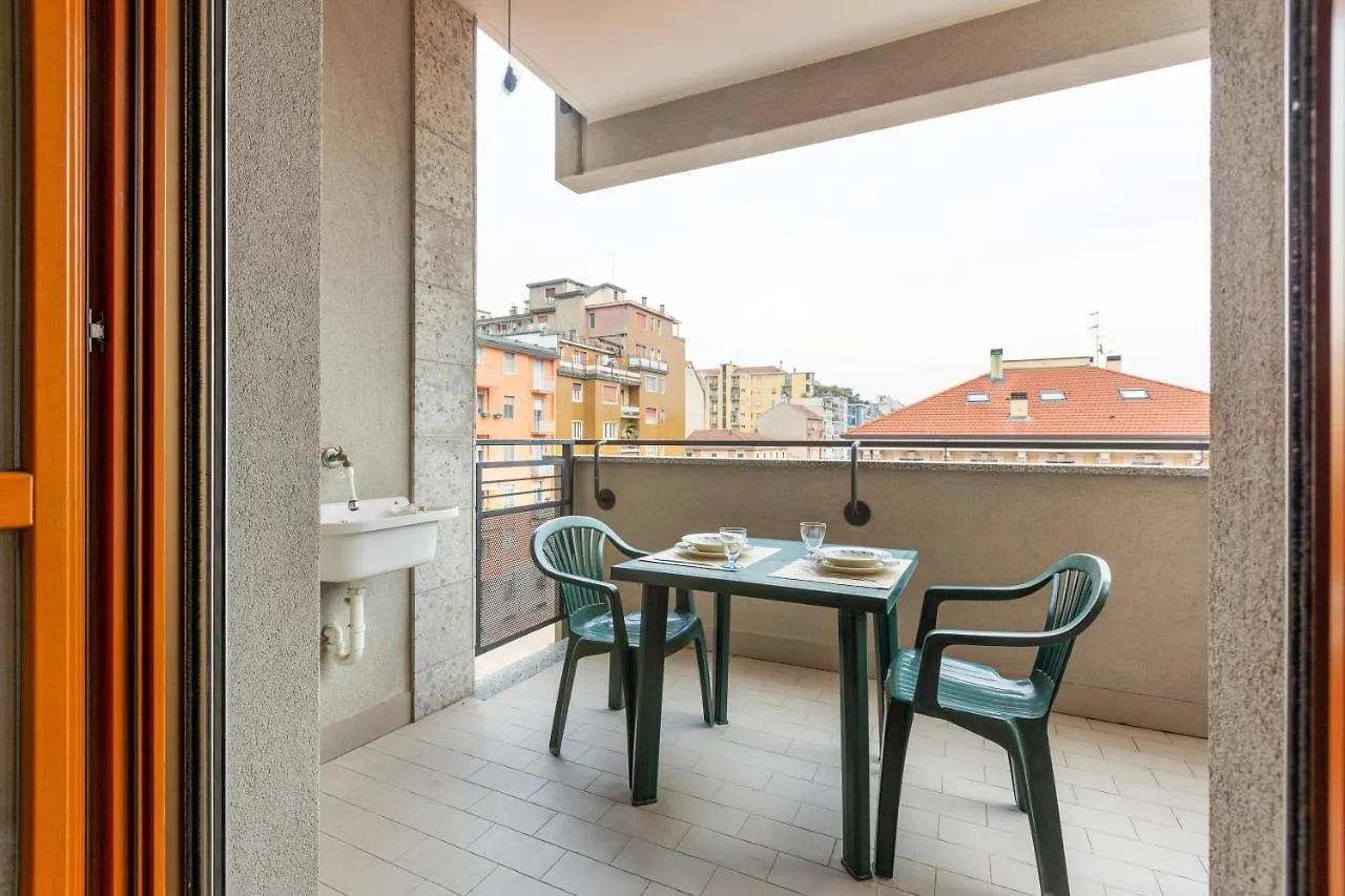 Apartment Ferienwohnung Savona District Terrace Flat Mailand